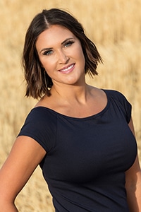 Mickenzie Long – Advanced RN Injection Specialist